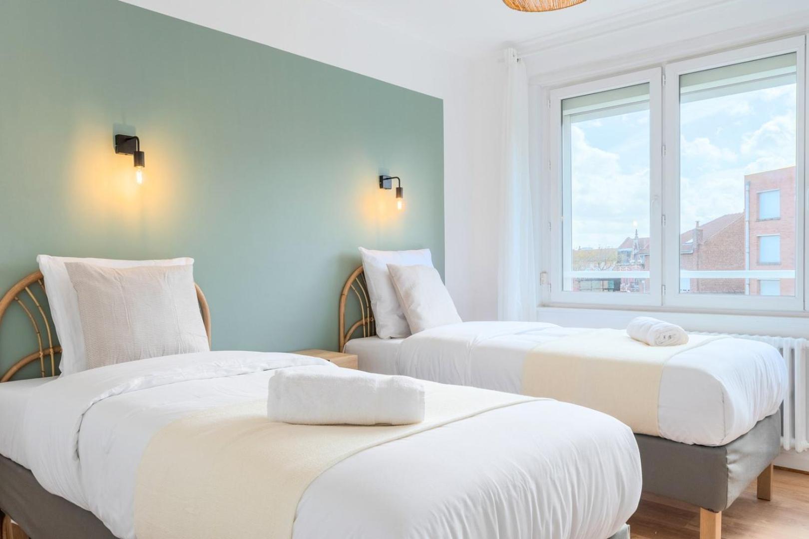 Functional 2 Bedroom Apartment Lille Bagian luar foto