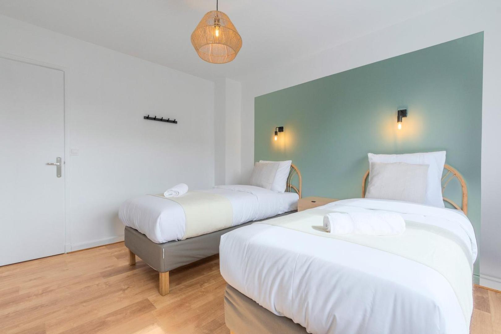 Functional 2 Bedroom Apartment Lille Bagian luar foto