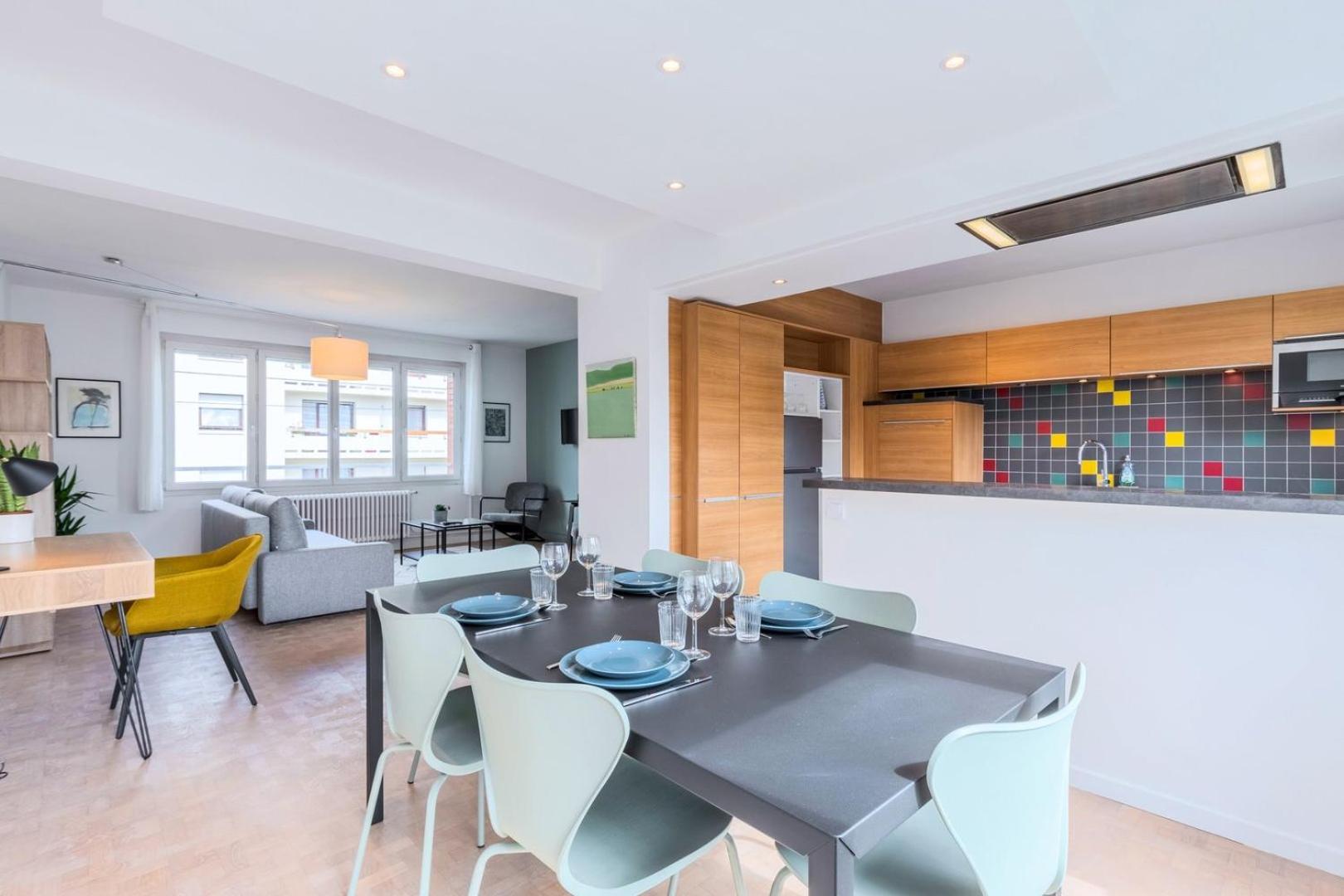 Functional 2 Bedroom Apartment Lille Bagian luar foto